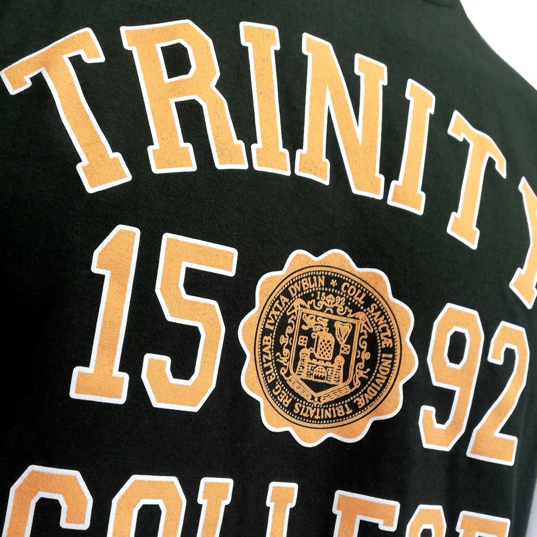 Trinity College Dublin 1592 T-Shirt Bottle Green & Mustard - Image 4