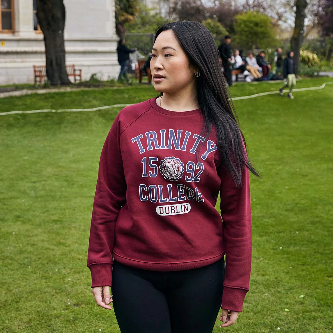 Trinity College Dublin 1592 Sweatshirt Burgundy & Navy - Image 4