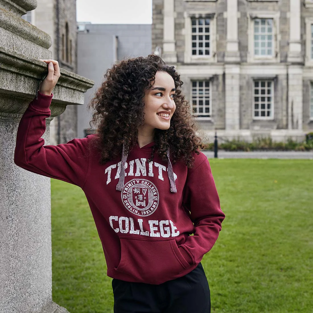 Trinity College Dublin Crest Hoody Burgundy & White - Image 4