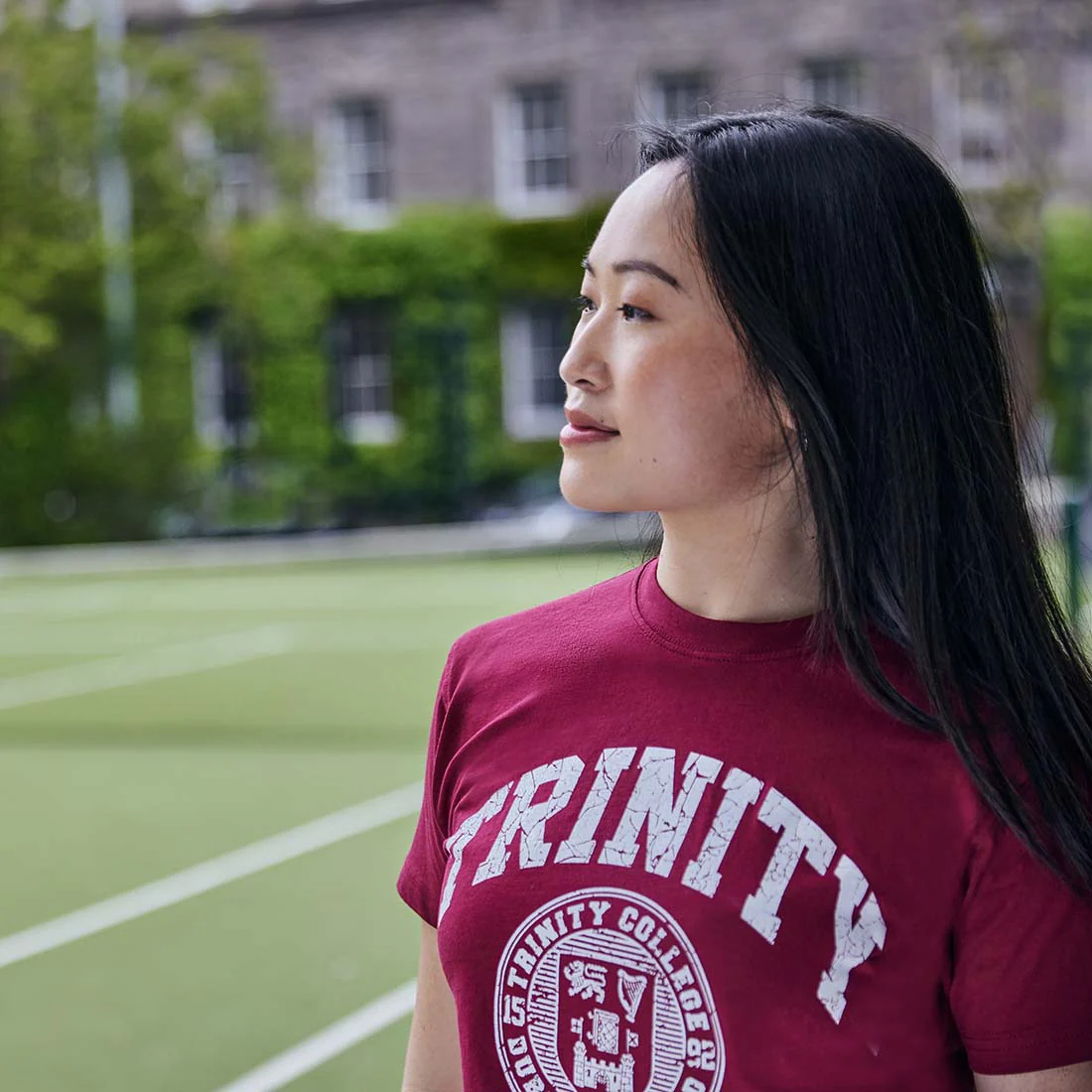 Trinity College Dublin Crest T-Shirt Burgundy & White - Image 4