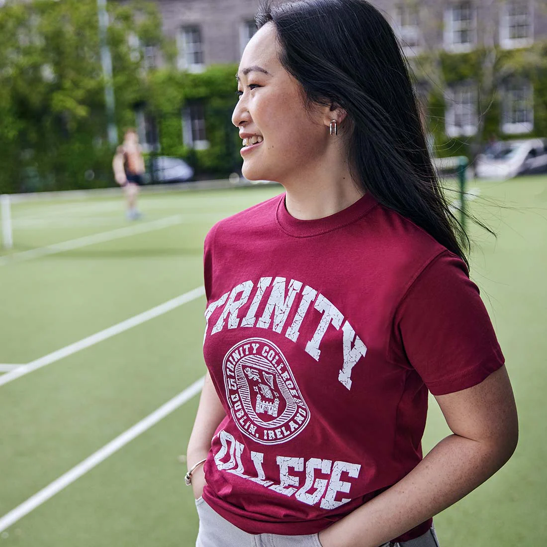 Trinity College Dublin Crest T-Shirt Burgundy & White - Image 5