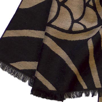 Book of Kells Celtic Reversible Scarf Gold/Black - Image 3