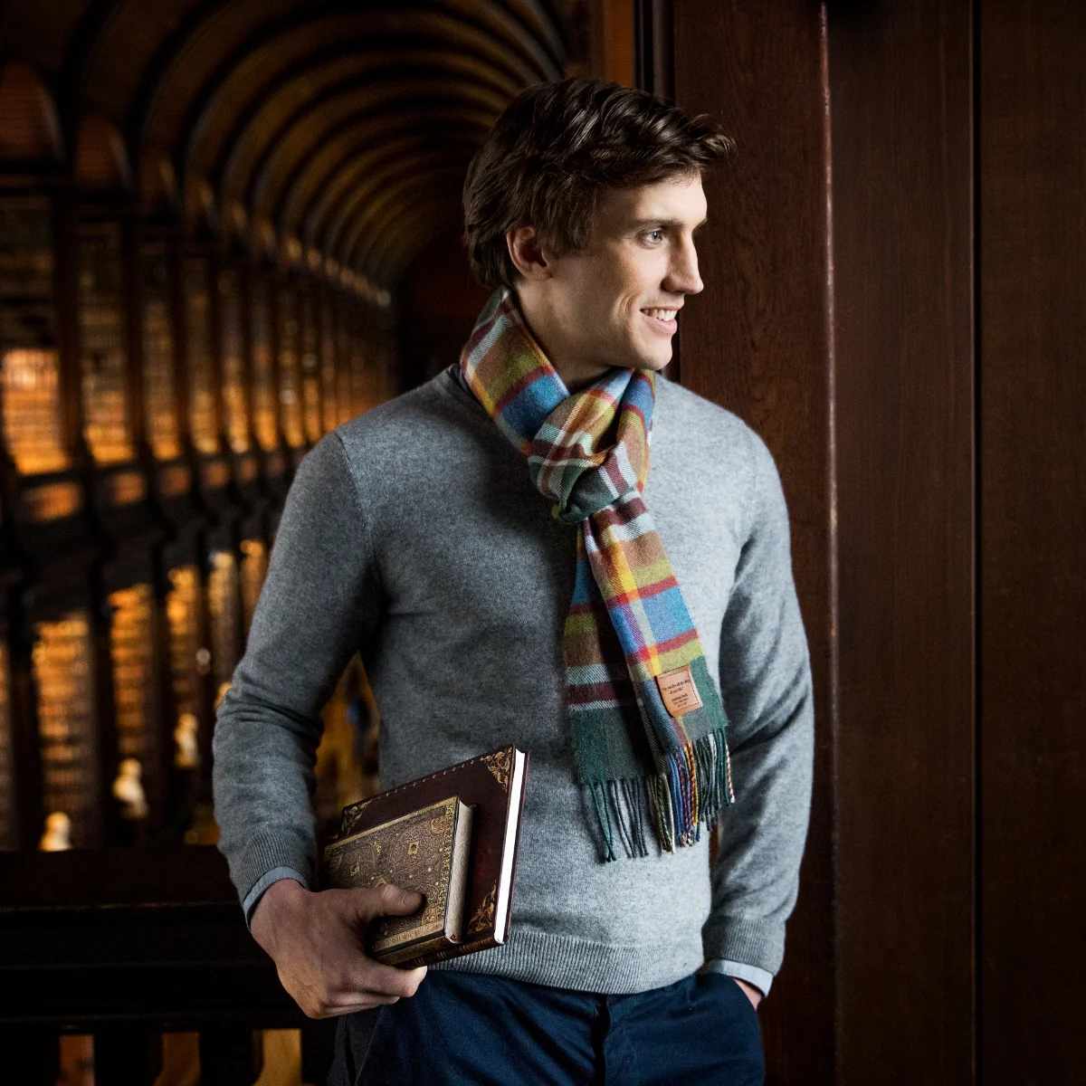 Trinity College Dublin Jonathan Swift Avoca Scarf - Narrow - Image 9