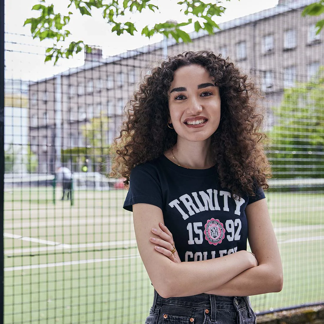 Trinity College Dublin 1592 Ladies T-Shirt Navy & Pink - Image 5