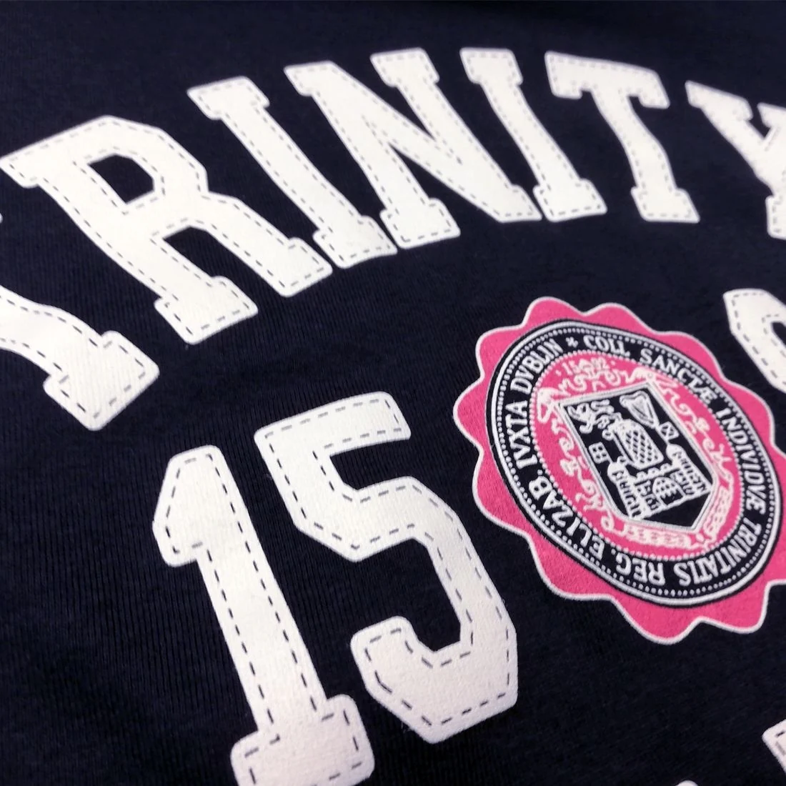 Trinity College Dublin 1592 Ladies T-Shirt Navy & Pink - Image 6