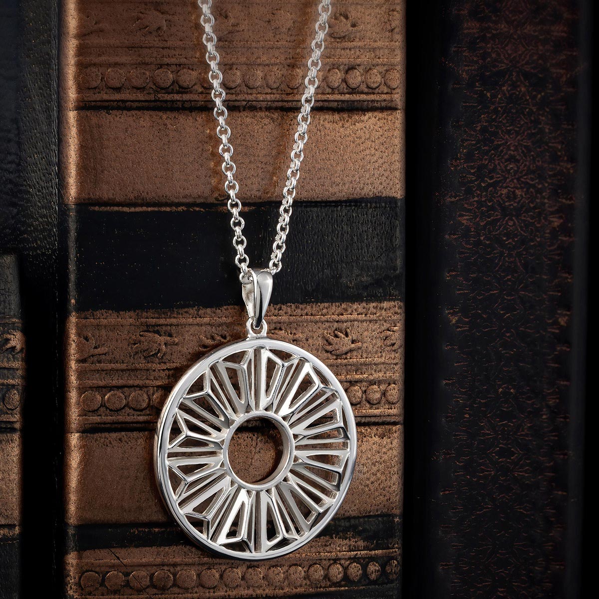 Trinity College Dublin Sterling Silver Door Pendant Circle - Image 3