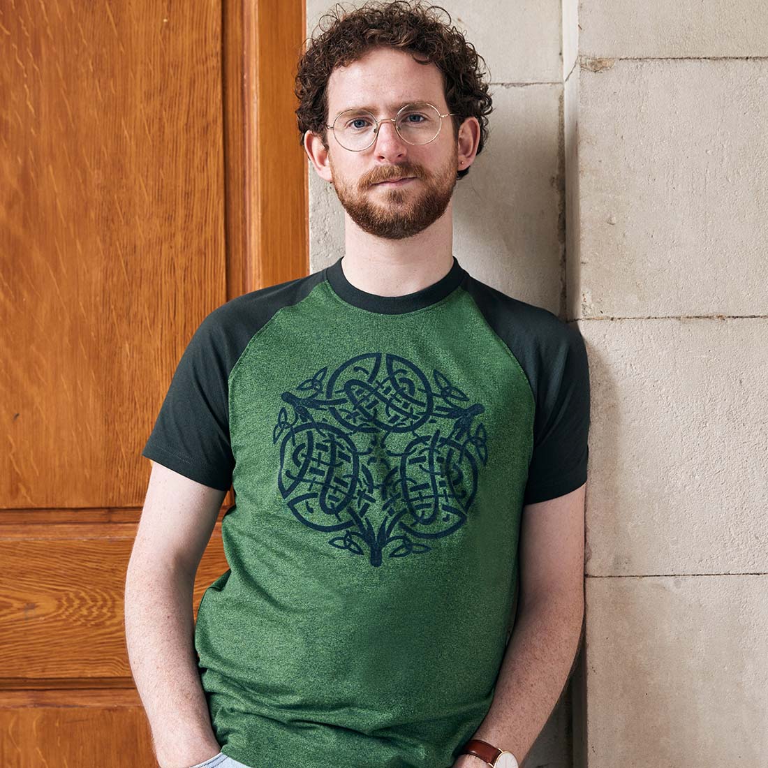 Book Of Kells  Celtic Knot T-Shirt Moss Green - Image 3