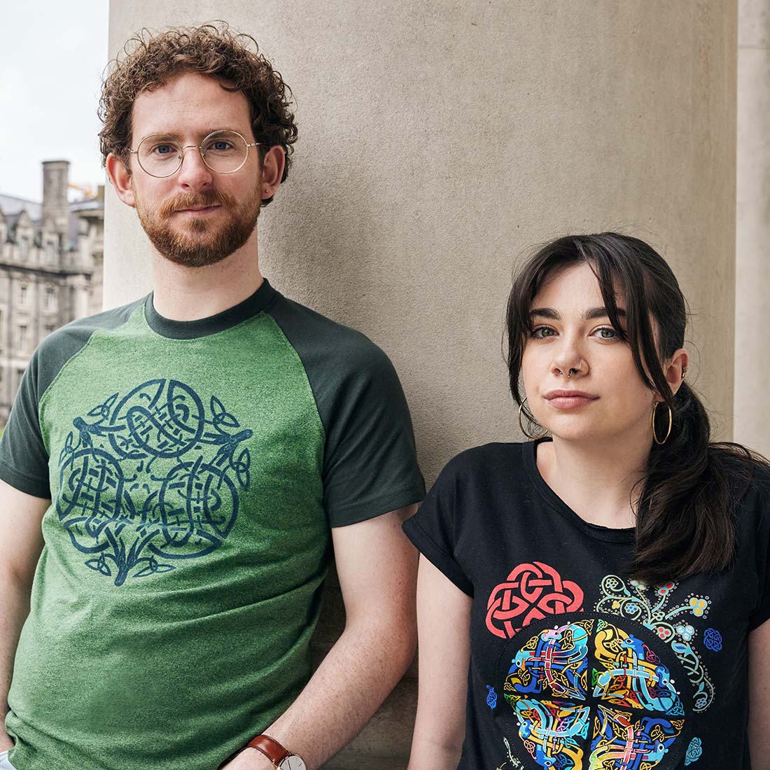 Book Of Kells  Celtic Knot T-Shirt Moss Green - Image 5