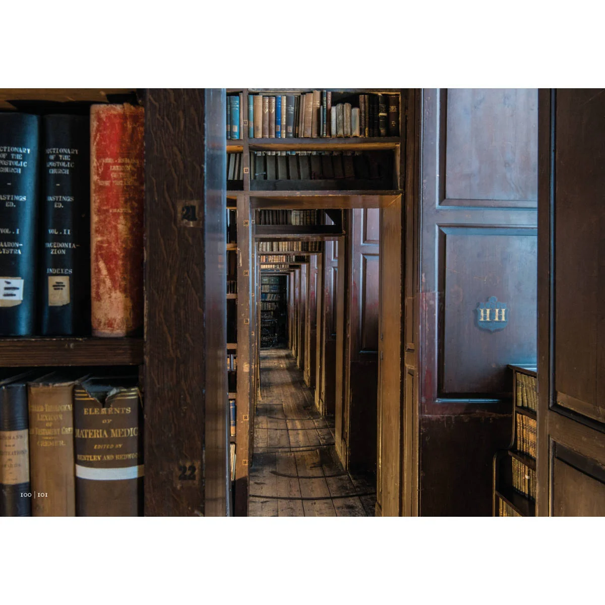The Library of Trinity College Dublin: Pocket Photo Book by Harry Cory Wright - Image 5