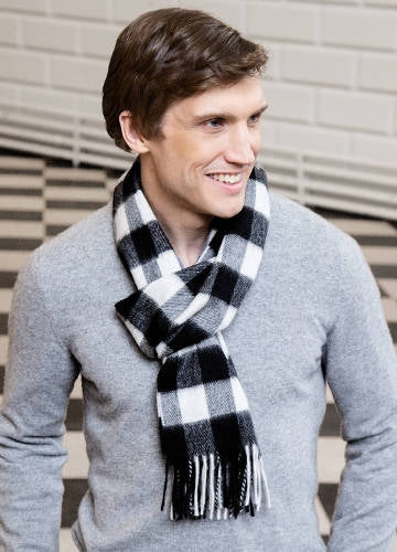 Trinity College Dublin Oscar Wilde Avoca Scarf Black Grey & White - Image 9